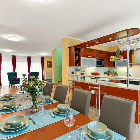 Вилла Garden & Terrace By Interhome