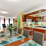 Villa Garden & Terrace By Interhome