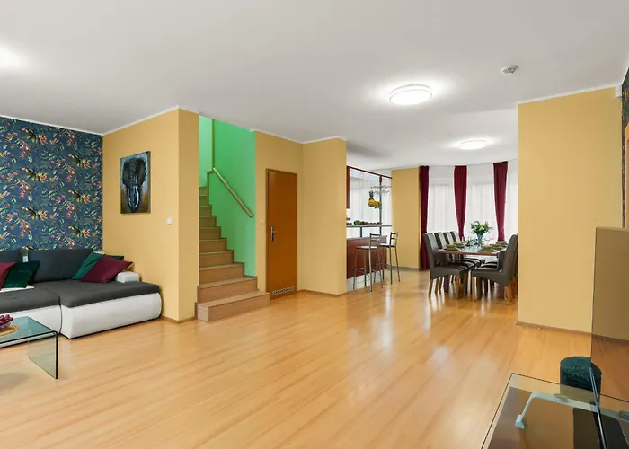 Garden & Terrace By Interhome * Praga
